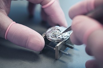 哈尔滨万国原厂腕表带维修